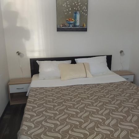 Apartment Tuja Jadrtovac Extérieur photo