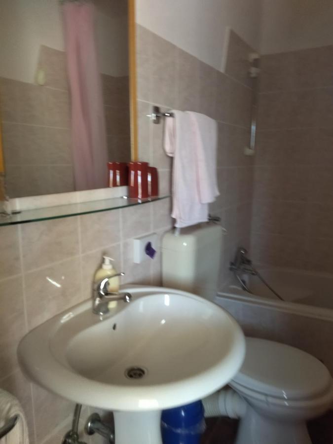 Apartment Tuja Jadrtovac Extérieur photo
