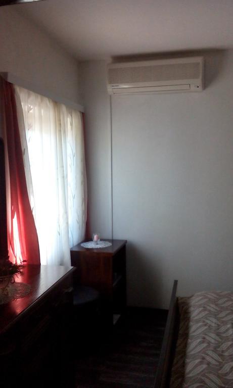 Apartment Tuja Jadrtovac Chambre photo